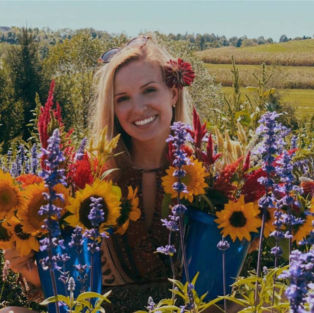 Meet your Posher, Hannah